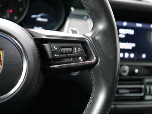 Used 2023 Porsche Macan AWD/4WD image 17