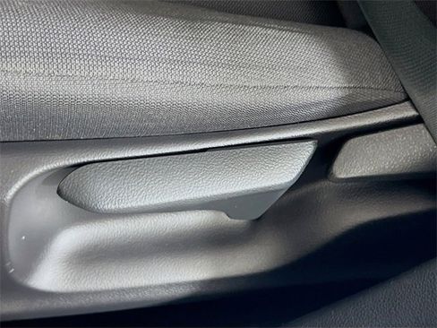 Used 2023 Toyota Corolla LE image 17