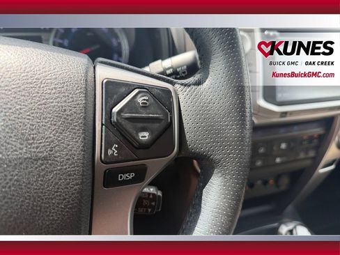 Used 2018 Toyota 4Runner Limited AWD/4WD image 18