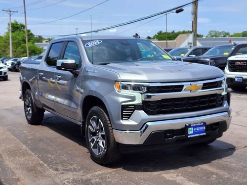Used 2024 Chevrolet Silverado 1500 LT AWD/4WD image 7