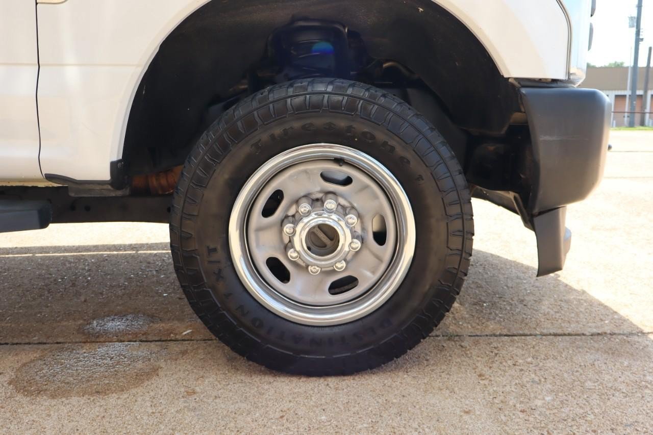 Used 2019 Ford F250 XL w/ Power Equipment Group AWD/4WD image 29