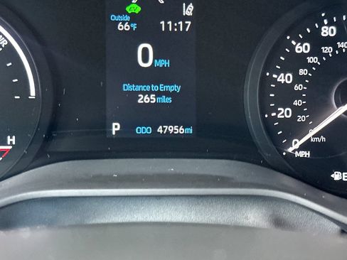 Certified 2024 Toyota Sienna LE AWD/4WD image 31