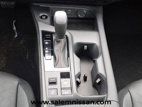 New 2026 Nissan Sentra SR w/ SR Premium Package FWD image 14