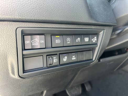 New 2026 Toyota Tundra SR5 AWD/4WD image 32