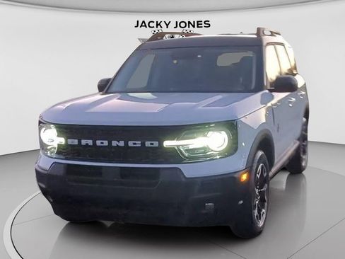 New 2025 Ford Bronco Sport Outer Banks AWD/4WD image 3