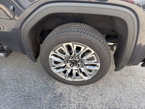 Used 2023 GMC Sierra 1500 Denali Ultimate image 5