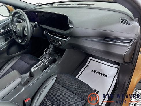 Used 2025 Buick Envista Preferred w/ Convenience I Package image 31