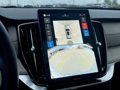 New 2026 Volvo XC90 B6 Ultra image 19