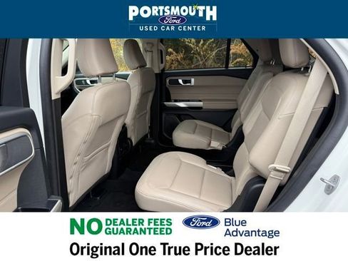 Used 2023 Ford Explorer XLT w/ Equipment Group 202A image 5