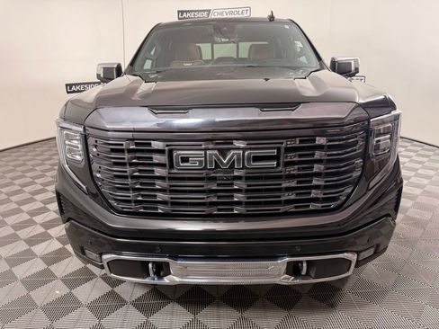 Used 2024 GMC Sierra 1500 Denali Ultimate AWD/4WD image 9