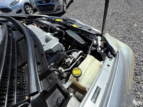 Used 2010 Toyota Prius One FWD image 4