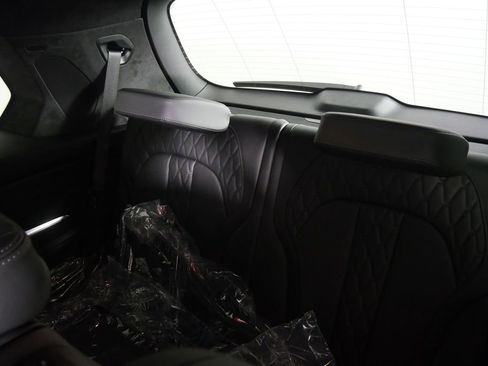 Used 2026 BMW X7 M60i image 18