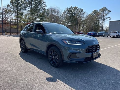 Certified 2025 Honda HR-V Sport image 6