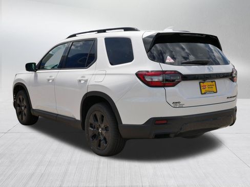 New 2026 Honda Pilot Black Edition image 3