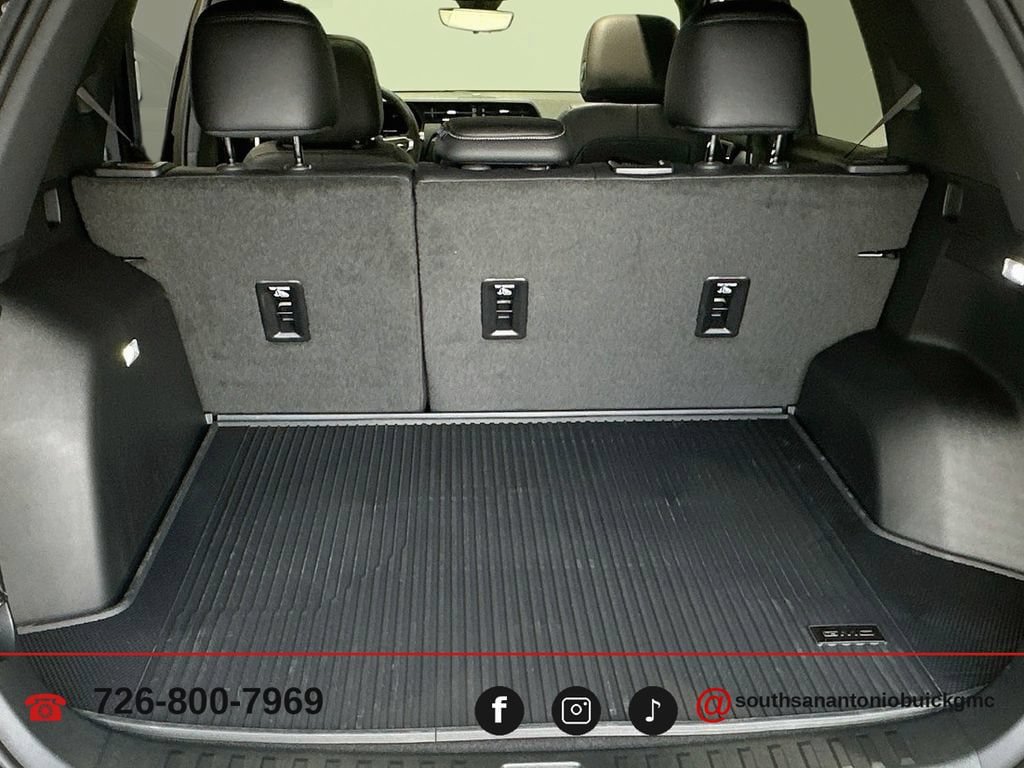 New 2027 GMC Terrain Elevation FWD image 30