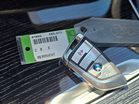 Used 2022 BMW X7 M50i AWD/4WD image 64