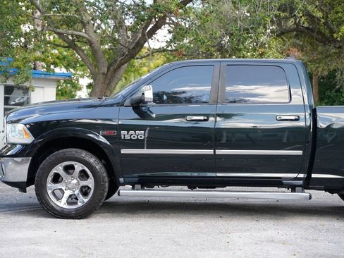 Used 2015 RAM 1500 Laramie w/ Convenience Group image 4