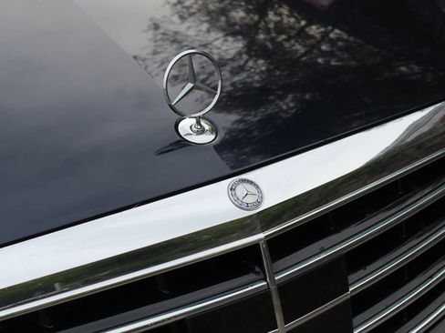 Used 2015 Mercedes-Benz S 550 4MATIC Sedan image 40