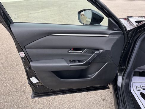 Used 2025 MAZDA CX-50 AWD 2.5 S w/ Premium Package image 17