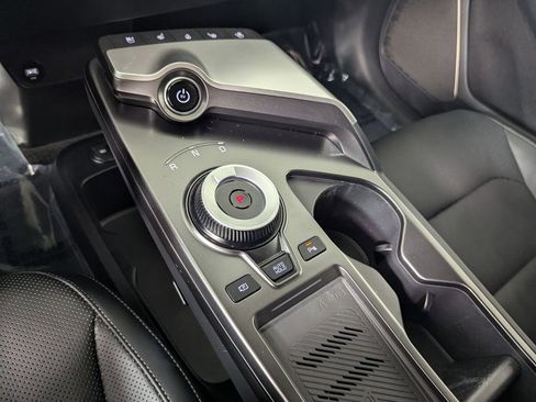 Used 2022 Kia EV6 Wind image 21