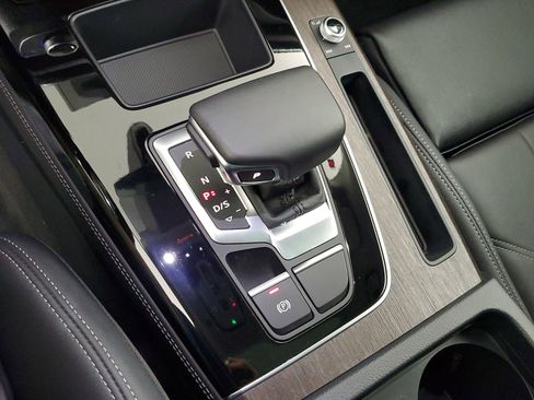 Certified 2024 Audi Q5 2.0T Premium Plus image 46