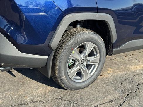 New 2025 Toyota RAV4 XLE image 4