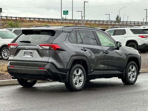 Used 2025 Toyota RAV4 XLE w/ Convenience Package AWD/4WD image 3
