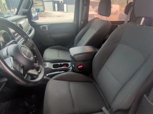 Used 2020 Jeep Wrangler Sport AWD/4WD image 14