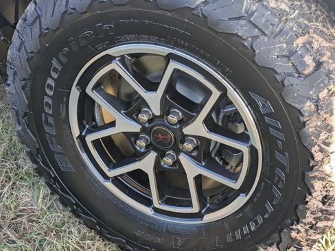 New 2026 Jeep Wrangler Unlimited Rubicon w/ Technology Group image 8