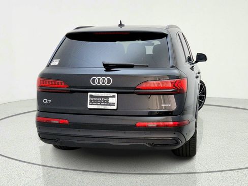 Used 2023 Audi Q7 3.0T Prestige w/ Prestige Package AWD/4WD image 10
