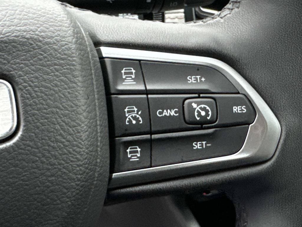 Used 2024 Jeep Compass Limited AWD/4WD image 34