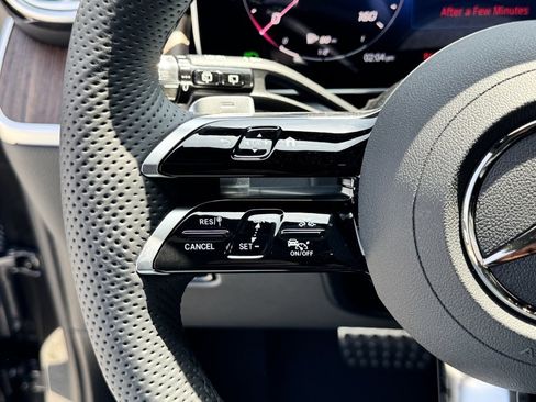 New 2025 Mercedes-Benz GLC 350e 4MATIC image 23