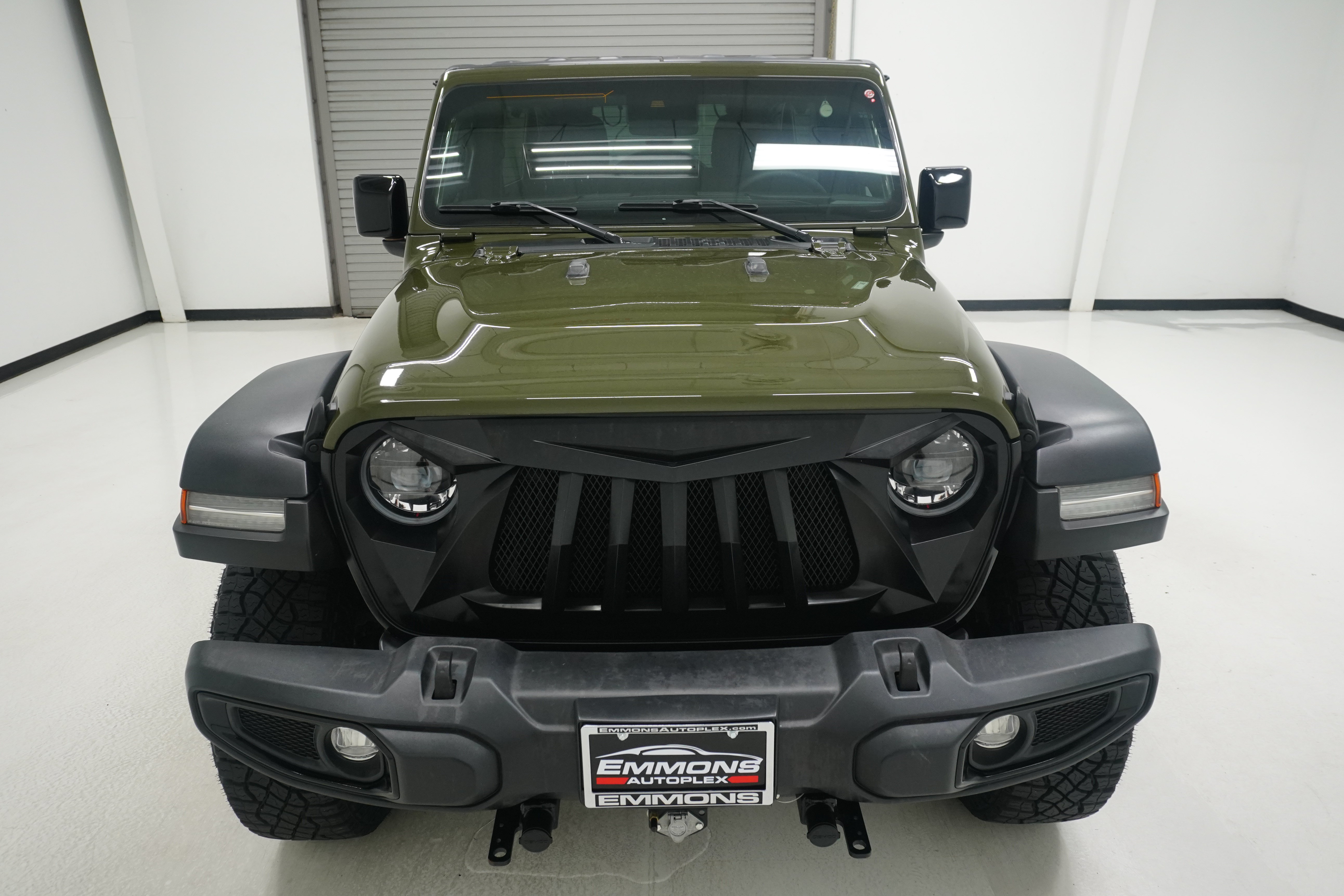 Used 2024 Jeep Wrangler Unlimited Sport AWD/4WD image 2