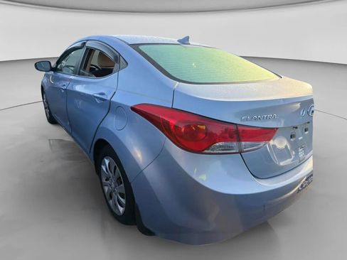 Used 2012 Hyundai Elantra GLS FWD image 5
