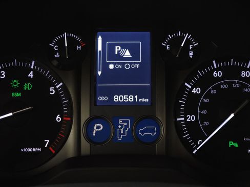 Used 2018 Lexus GX 460 Premium w/ Premium Package image 19