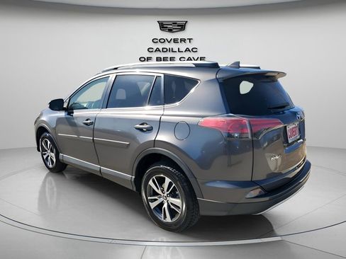 Used 2018 Toyota RAV4 XLE image 7