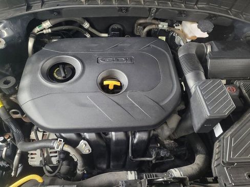 Used 2019 Hyundai Tucson SE image 30