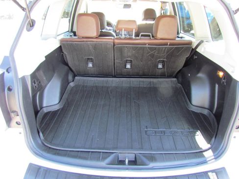 Used 2018 Subaru Forester 2.5i Touring w/ Popular Package #2 AWD/4WD image 14