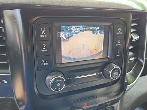 Used 2021 RAM 1500 Big Horn RWD image 17