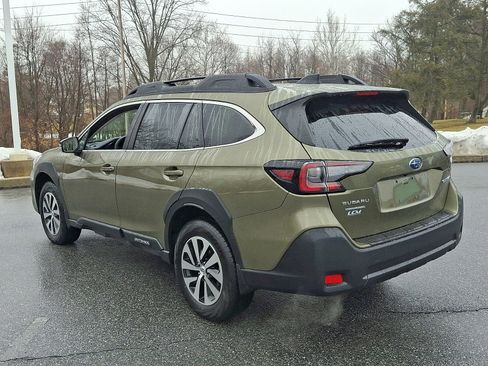 Certified 2025 Subaru Outback Premium image 5