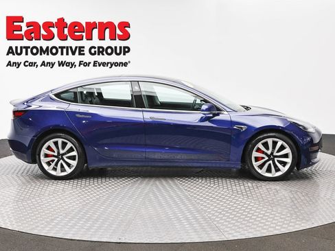 Used 2018 Tesla Model 3 Performance image 4