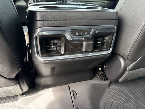 Used 2019 GMC Sierra 1500 SLT w/ SLT Premium Package AWD/4WD image 16