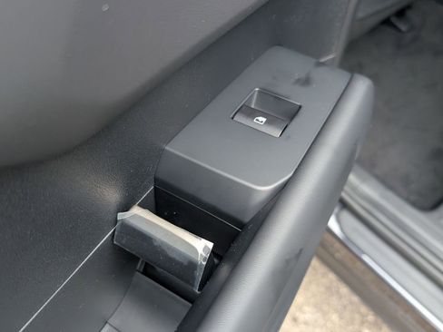 New 2027 Kia Telluride S image 11