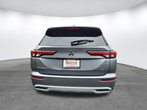 Used 2024 Mitsubishi Outlander SE FWD image 26