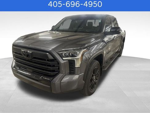 Used 2025 Toyota Tundra Limited image 1