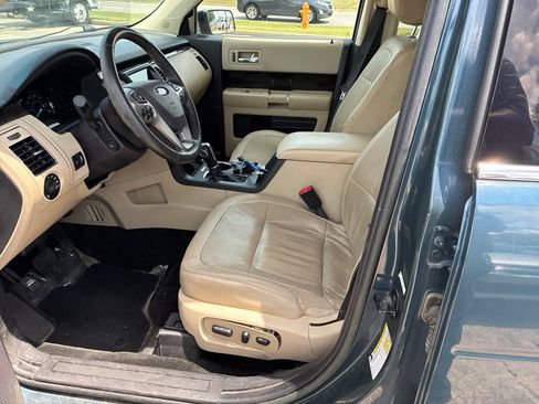 Used 2016 Ford Flex SEL w/ Equipment Group 202A FWD image 19