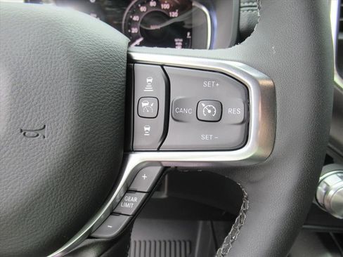 New 2026 RAM 1500 Laramie AWD/4WD image 24