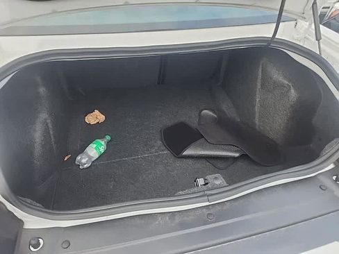 Used 2022 Dodge Challenger R/T w/ Plus Package image 13