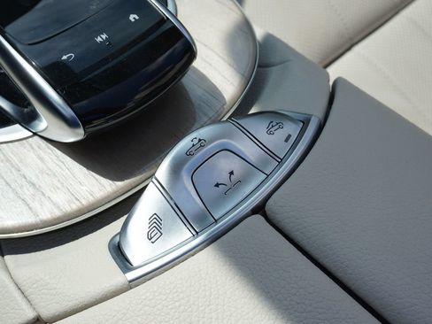 Used 2023 Mercedes-Benz E 450 4MATIC Cabriolet image 33