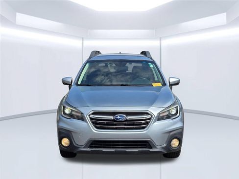 Used 2018 Subaru Outback 2.5i Limited AWD/4WD image 14